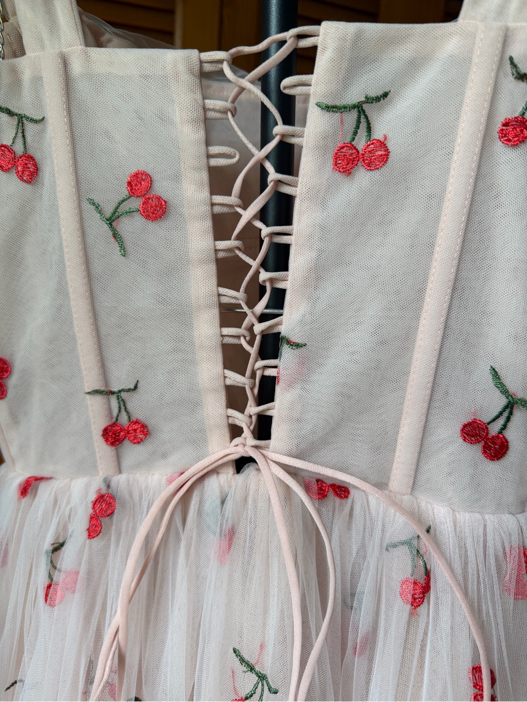 Nwot Teuta Matoshi Pink Cherry Appliqu Tulle Dress Sz 10 — image 4 of 7